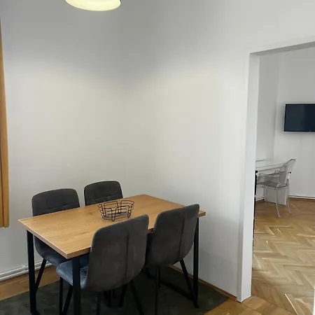 Urban Oasis 아파트